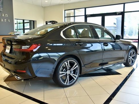 Used 2022 BMW 330i xDrive Sedan w/ Premium Package AWD/4WD image 6