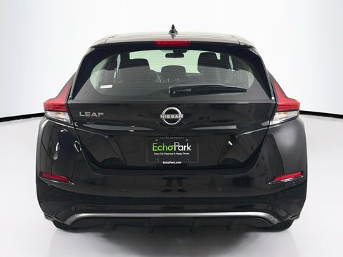 Used 2024 Nissan Leaf S FWD image 7