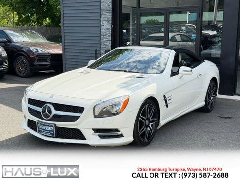 Used 2015 Mercedes-Benz SL 550 w/ White Arrow Edition image 7