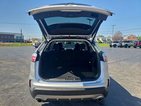 Used 2019 Ford Edge SEL AWD/4WD image 29