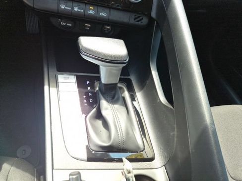 Used 2023 Hyundai Elantra SEL w/ Cargo Package FWD image 24