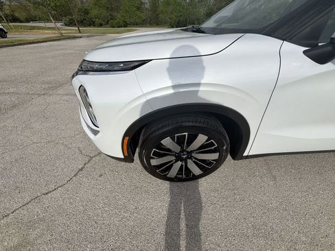 New 2026 Mitsubishi Outlander SE AWD/4WD image 10