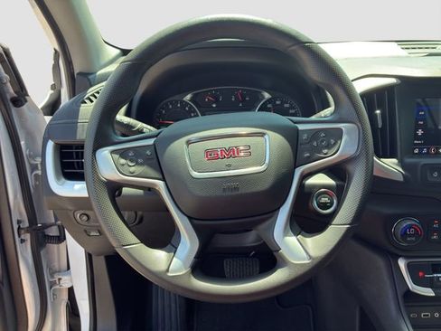 Used 2024 GMC Terrain SLE w/ Driver Convenience Package FWD image 18