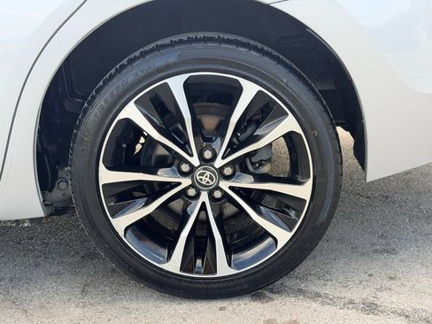 Used 2017 Toyota Corolla SE FWD image 28