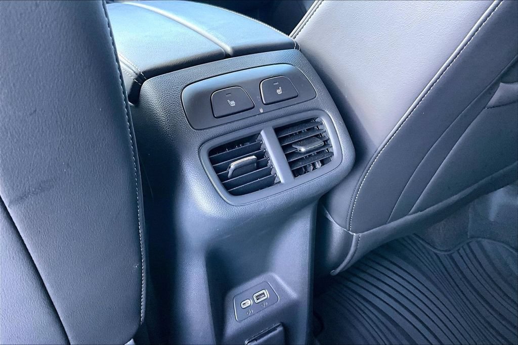 Used 2023 Buick Envision Avenir FWD image 25