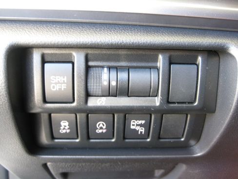 Used 2023 Subaru Crosstrek 2.5i Limited image 14