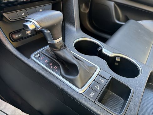Used 2021 Kia Sportage EX image 18