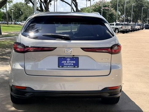 Used 2024 MAZDA CX-90 3.3 Turbo w/ Preferred Package AWD/4WD image 8