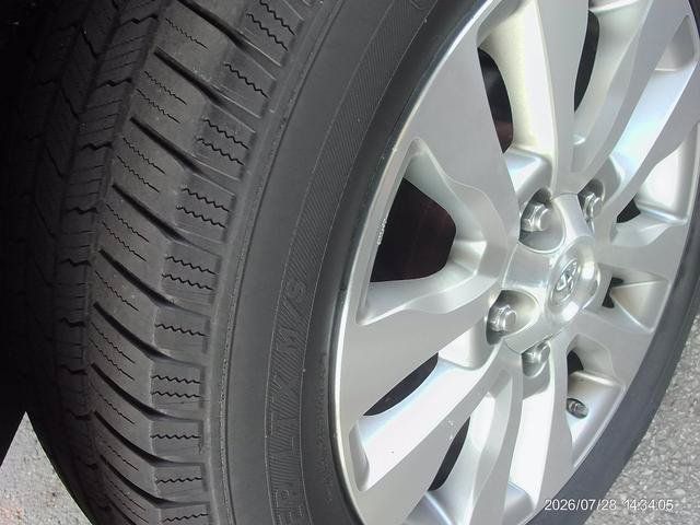 Used 2013 Toyota Sequoia Limited AWD/4WD image 10