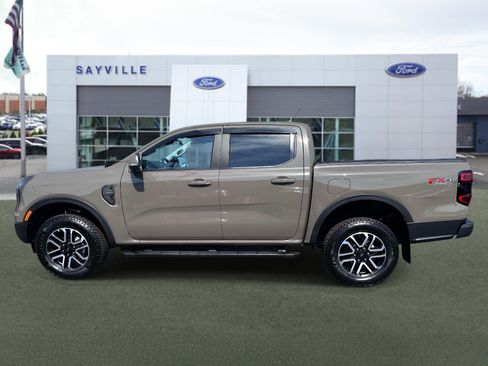 Used 2025 Ford Ranger Lariat w/ FX4 Off-Road Package AWD/4WD image 2