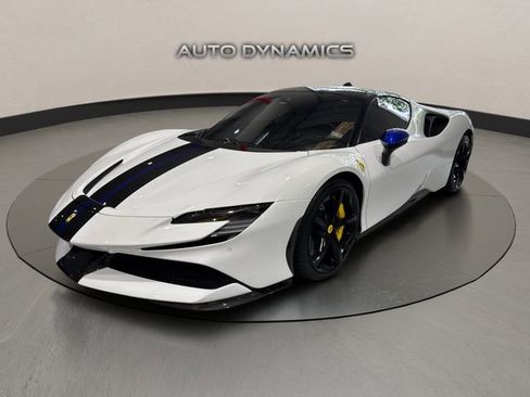 Used 2022 Ferrari SF90 Stradale AWD/4WD image 1