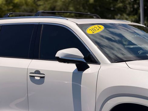 Used 2024 Lexus TX 350 FWD w/ Technology Package image 8