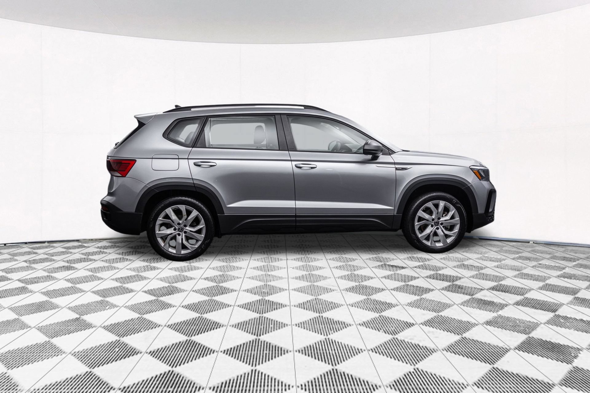 Used 2023 Volkswagen Taos S AWD/4WD image 13
