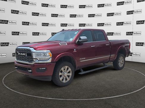 Used 2022 RAM 2500 Limited AWD/4WD image 2