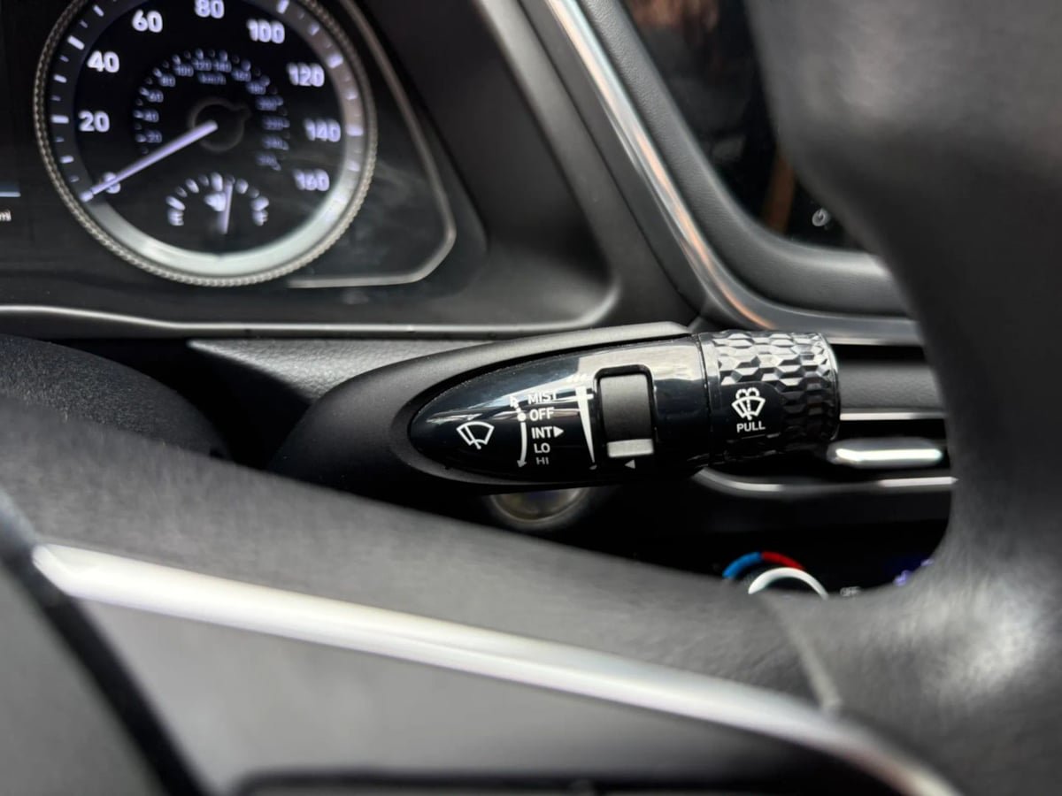Used 2021 Hyundai Sonata SEL w/ Preferred Accessory Package FWD image 39