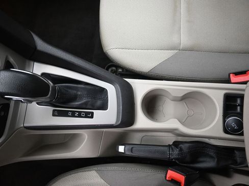Used 2013 Ford Focus SE FWD image 17