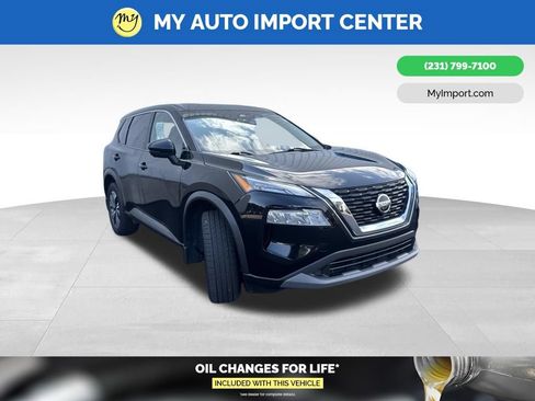Used 2021 Nissan Rogue SV AWD/4WD image 1