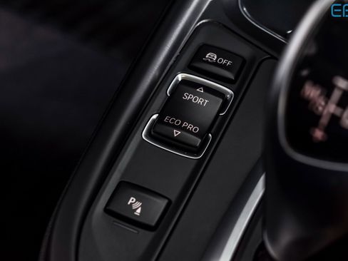 Used 2019 BMW 330i Gran Turismo xDrive w/ M Sport Package image 26