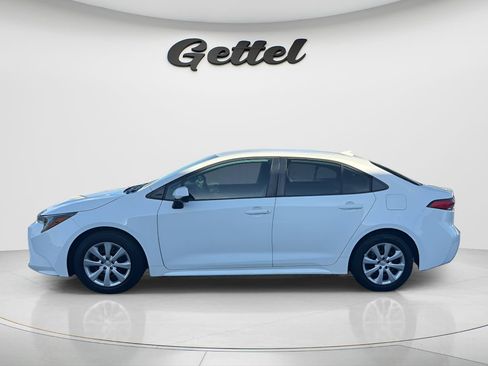 Used 2020 Toyota Corolla LE FWD image 8
