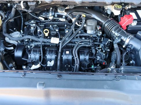 Used 2019 Ford Edge Titanium image 42