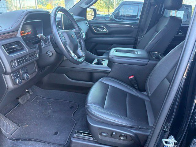 Used 2022 Chevrolet Tahoe Z71 w/ Luxury Package AWD/4WD image 10