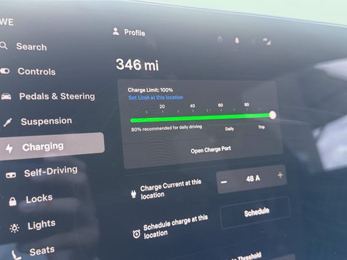 Used 2025 Tesla Model S AWD/4WD image 2
