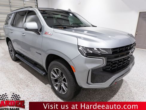 Used 2024 Chevrolet Tahoe Z71 w/ Luxury Package AWD/4WD image 6