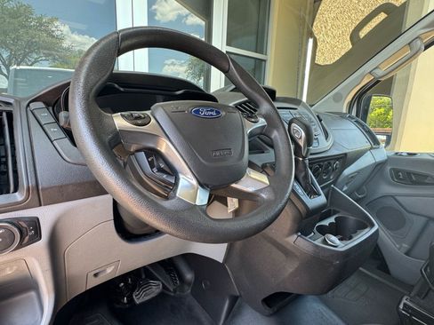 Used 2018 Ford Transit 250 130 Low Roof RWD image 23