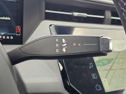 New 2027 Chevrolet Bolt LT w/ Comfort Package FWD image 32