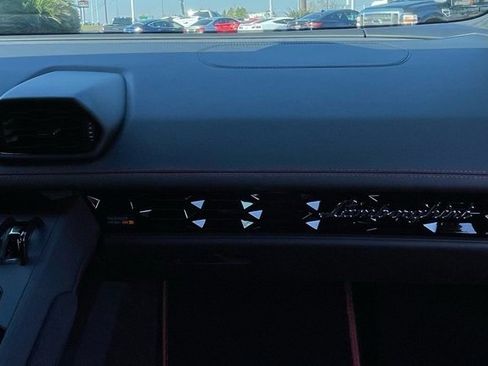 Used 2020 Lamborghini Huracan EVO image 26