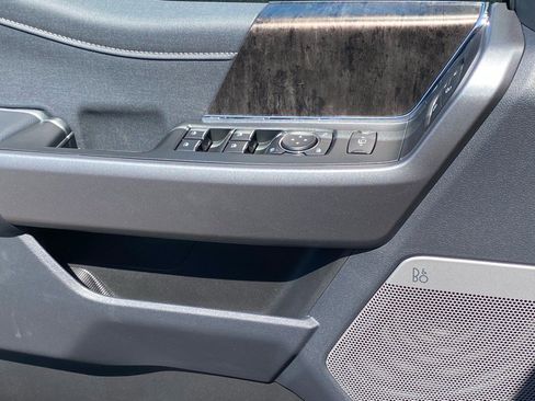 New 2026 Ford F250 Lariat w/ Lariat Premium Package image 16