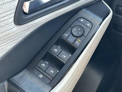 Certified 2023 Nissan Rogue SV AWD/4WD image 31