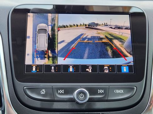 Certified 2024 Chevrolet Equinox LT FWD image 18
