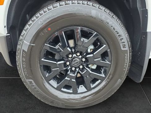 New 2026 Nissan Frontier SV AWD/4WD image 9