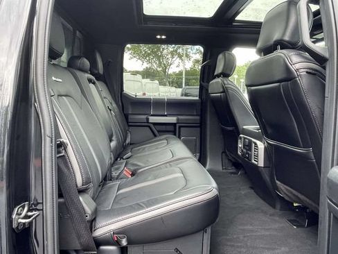 Used 2020 Ford F250 Platinum w/ FX4 Off-Road Package AWD/4WD image 31