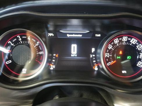 Used 2021 Dodge Challenger SXT w/ Driver Convenience Group RWD image 11