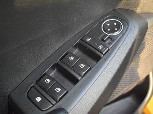 Used 2023 Kia Seltos LX AWD/4WD image 17
