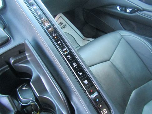 Used 2024 Chevrolet Corvette Stingray Preferred Conv w/ Stealth Interior Trim Package image 19