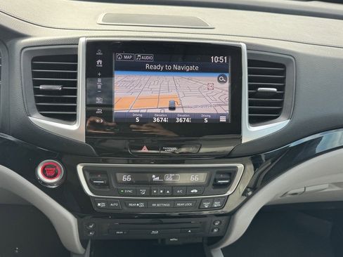 Used 2018 Honda Pilot Elite image 5