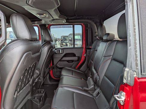 Certified 2020 Jeep Gladiator Rubicon AWD/4WD image 13