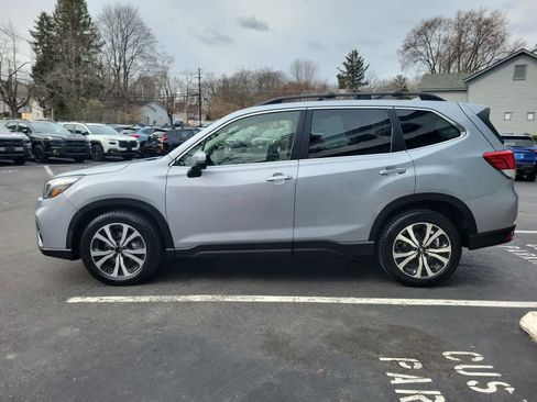 Used 2020 Subaru Forester Limited image 7
