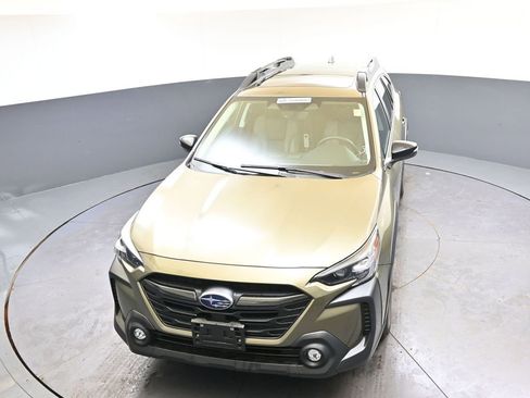 Certified 2025 Subaru Outback Onyx Edition image 36