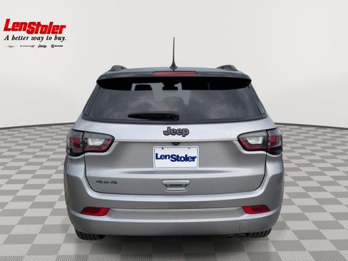 Used 2022 Jeep Compass High Altitude AWD/4WD image 4