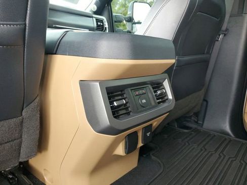 Used 2023 Ford F450 Lariat w/ Lariat Ultimate Package AWD/4WD image 12
