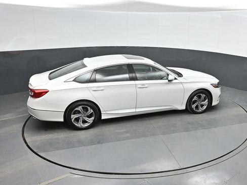 Used 2018 Honda Accord EX image 36