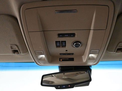 Used 2016 Chevrolet Suburban LT AWD/4WD image 30