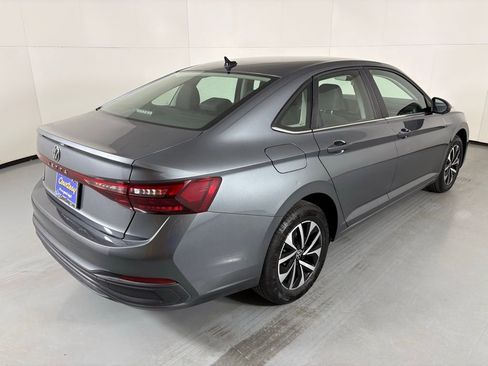 Used 2025 Volkswagen Jetta S FWD image 8