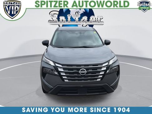Used 2024 Nissan Rogue S AWD/4WD image 3