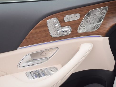 New 2026 Mercedes-Benz GLE 580 4MATIC image 20