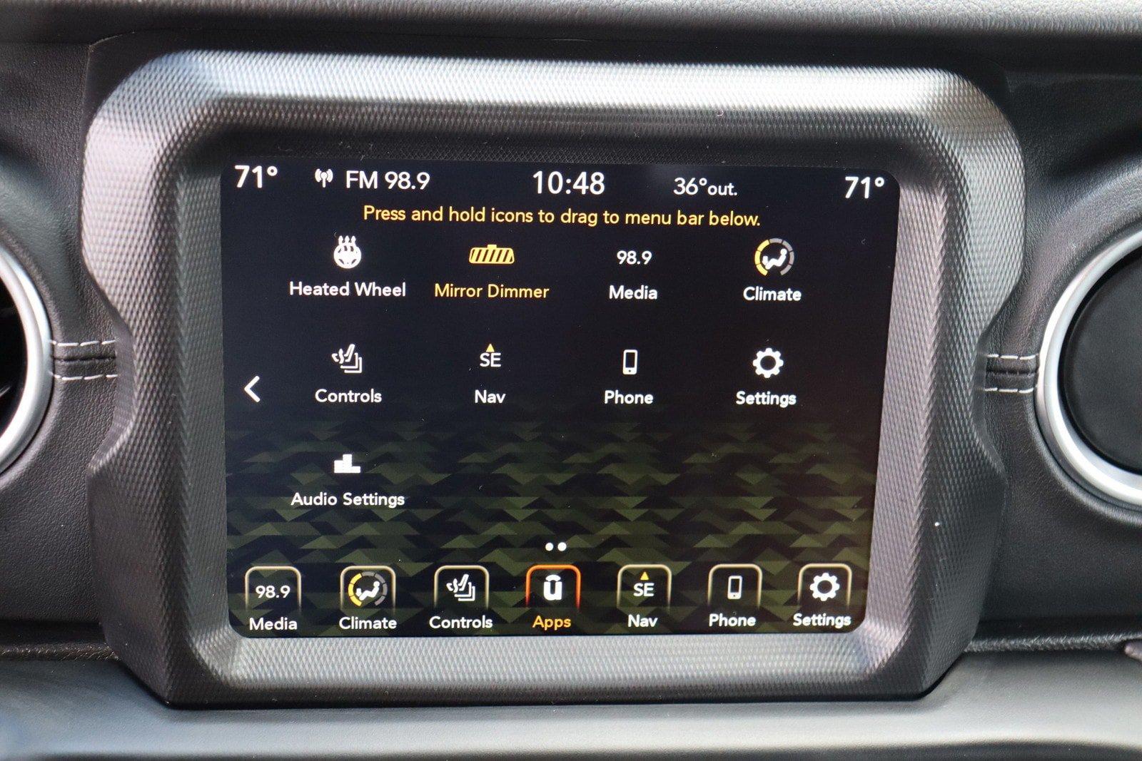 Used 2022 Jeep Wrangler Unlimited Sahara w/ Cold Weather Group AWD/4WD image 29